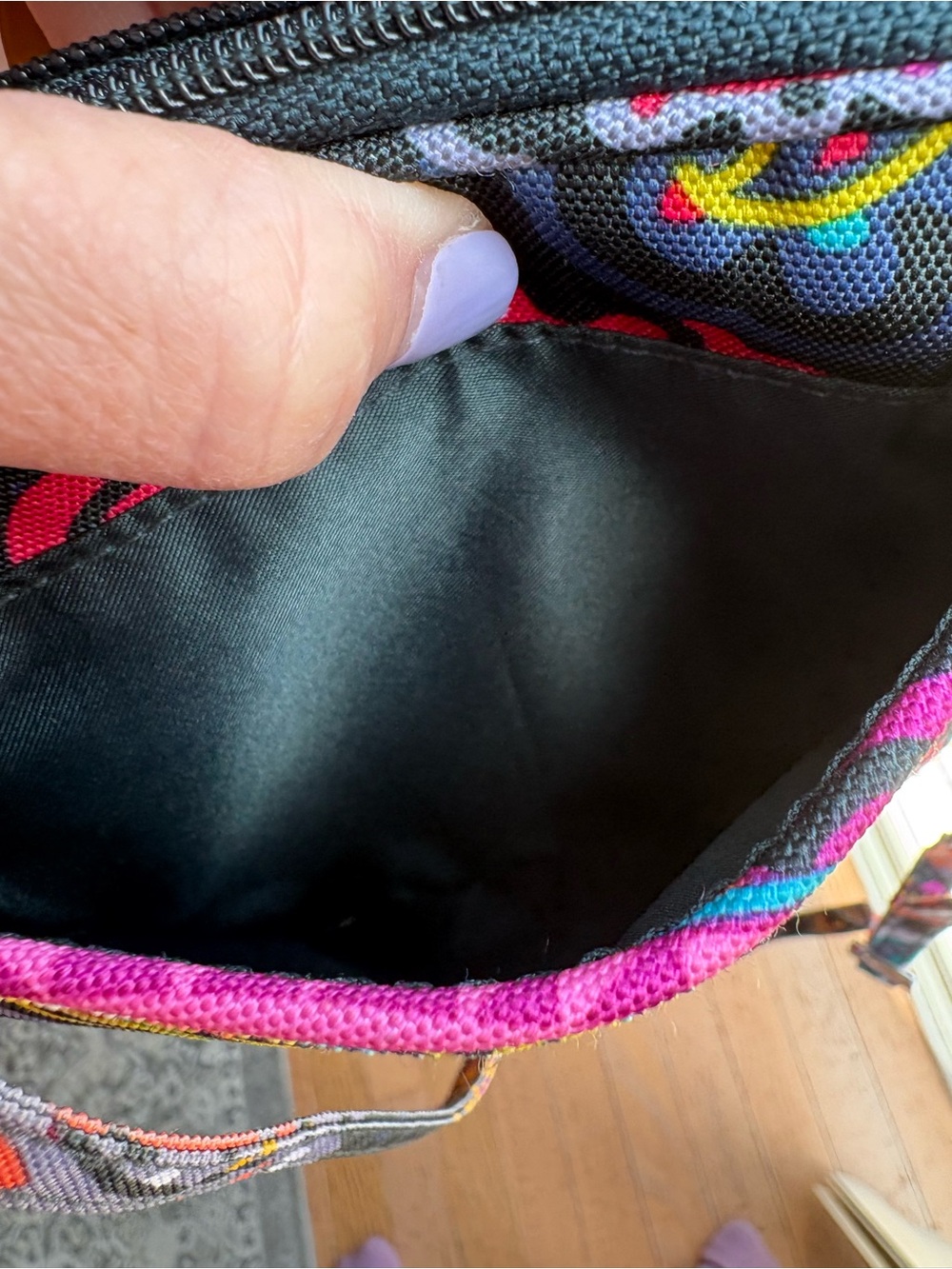 Vera Bradley Mini Hipster Crossbody Bag • Vivid Paisley • NWOT • Lighten Up Line - Picture 4 of 7